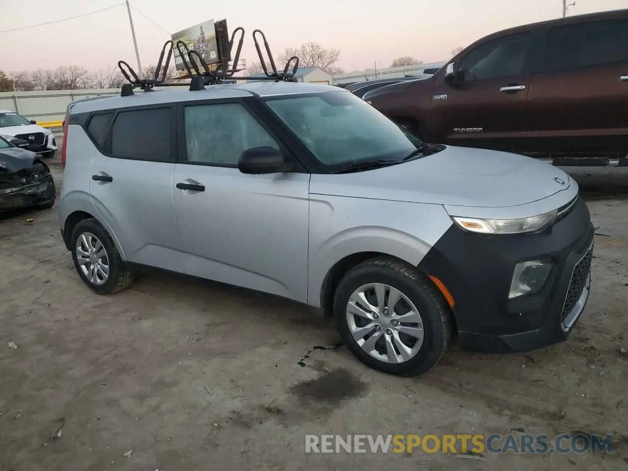 4 Photograph of a damaged car KNDJ22AUXL7091544 KIA SOUL 2020