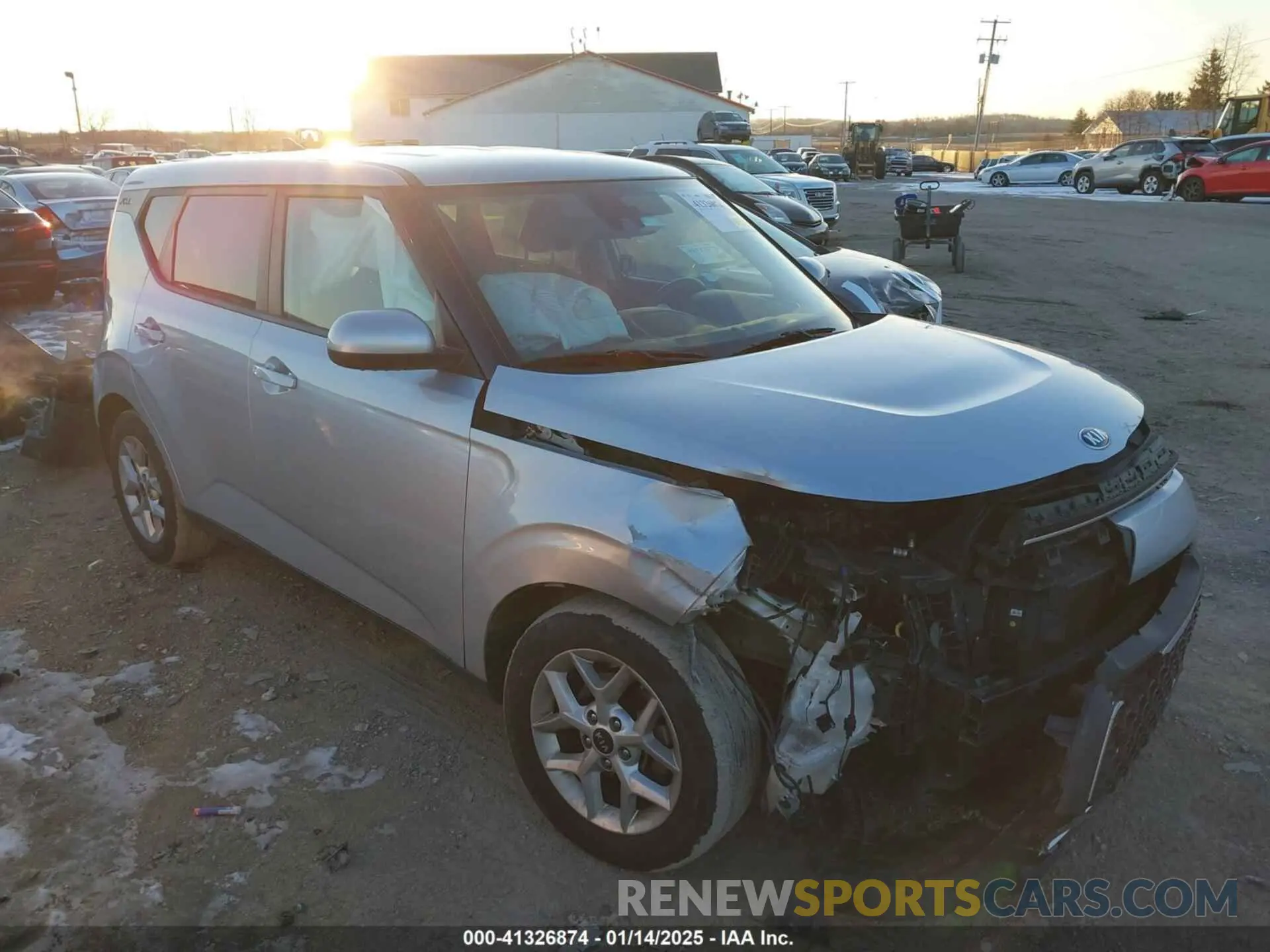 1 Photograph of a damaged car KNDJ23AU0L7001243 KIA SOUL 2020