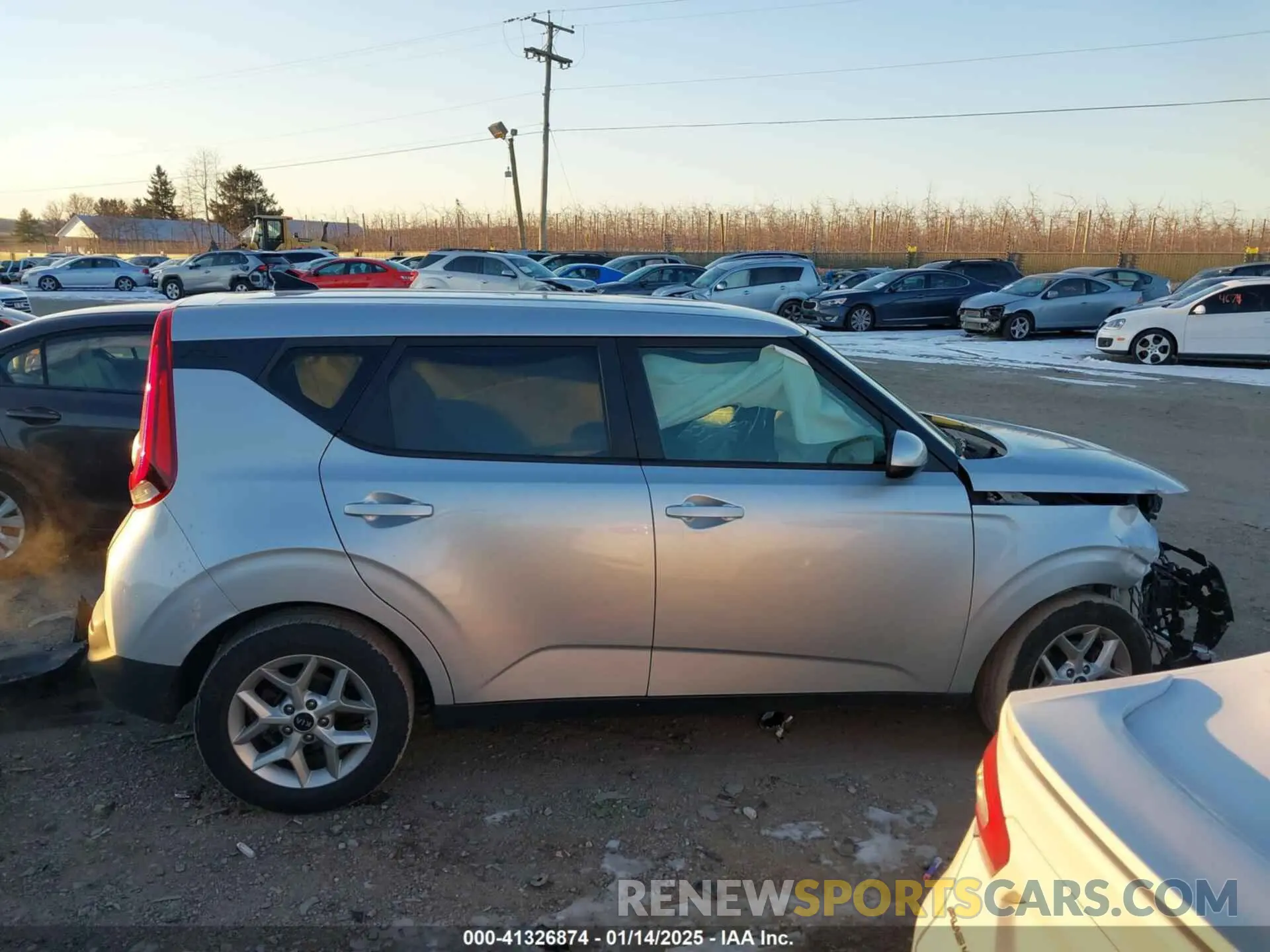 13 Photograph of a damaged car KNDJ23AU0L7001243 KIA SOUL 2020