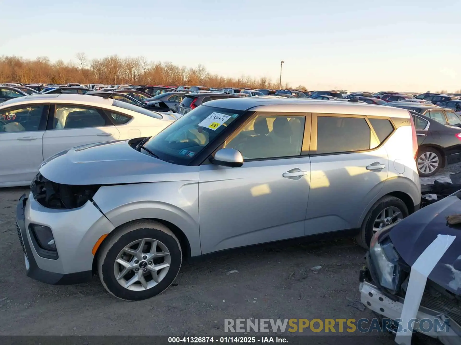14 Photograph of a damaged car KNDJ23AU0L7001243 KIA SOUL 2020