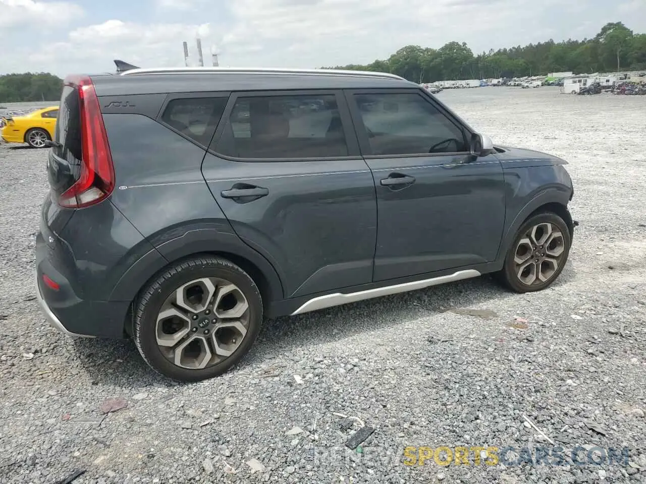 3 Photograph of a damaged car KNDJ23AU0L7007172 KIA SOUL 2020