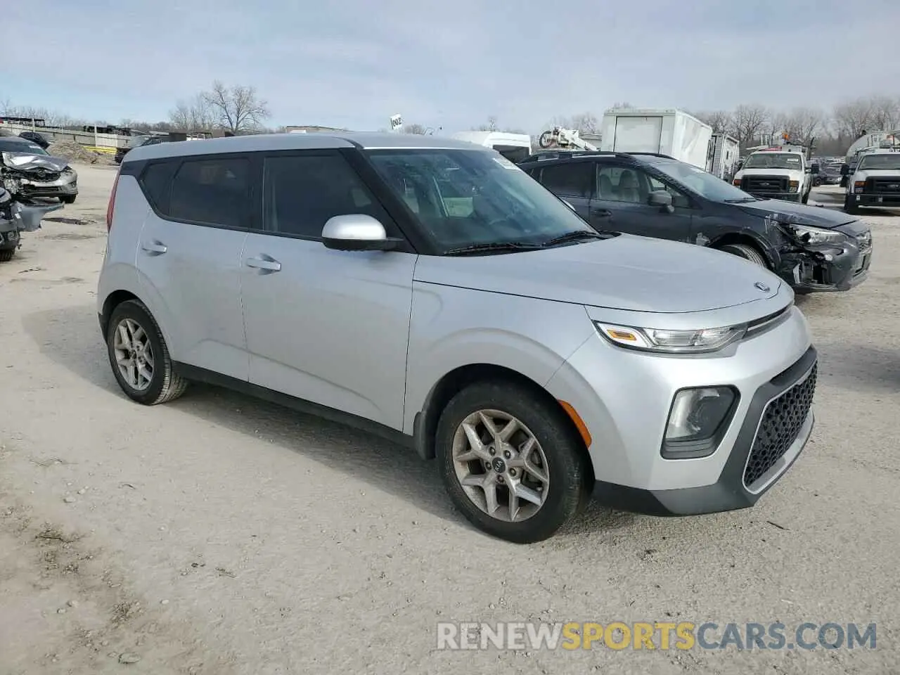 4 Photograph of a damaged car KNDJ23AU0L7021640 KIA SOUL 2020