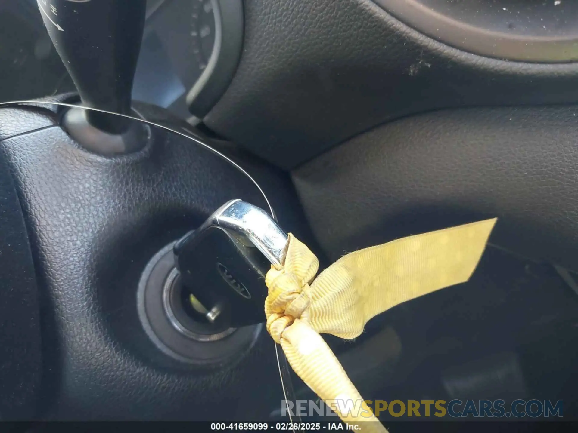11 Photograph of a damaged car KNDJ23AU0L7054511 KIA SOUL 2020