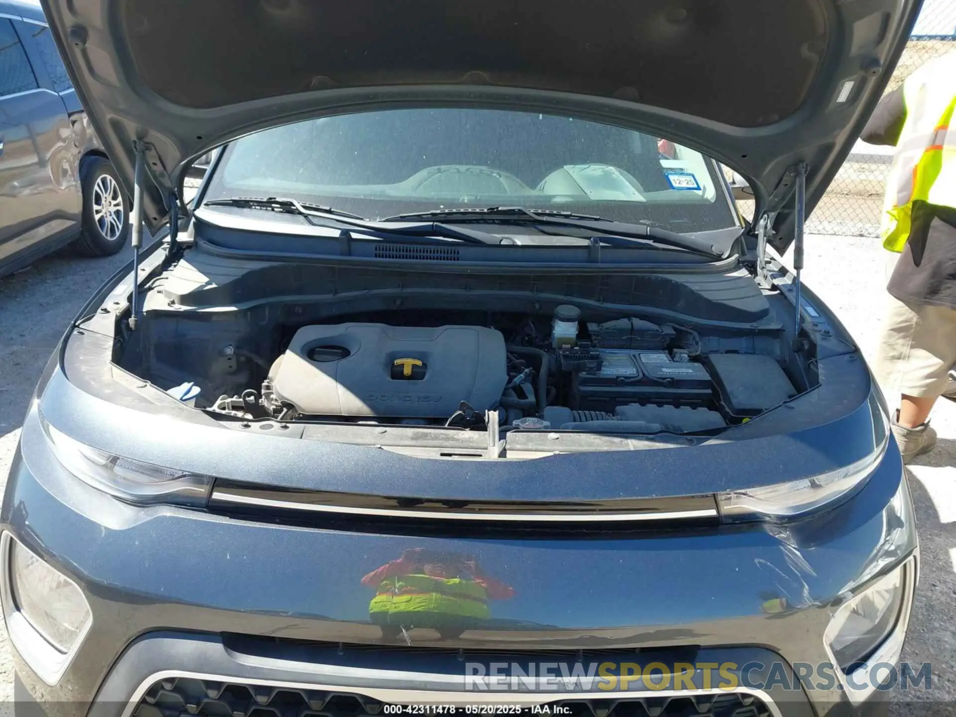 10 Photograph of a damaged car KNDJ23AU0L7716443 KIA SOUL 2020