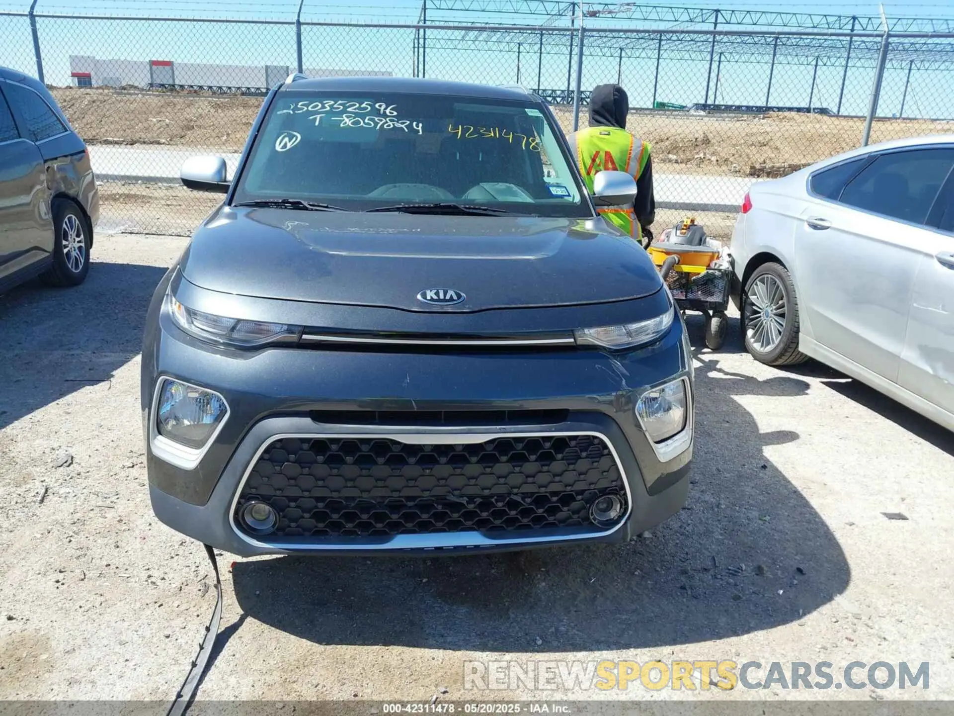 12 Photograph of a damaged car KNDJ23AU0L7716443 KIA SOUL 2020