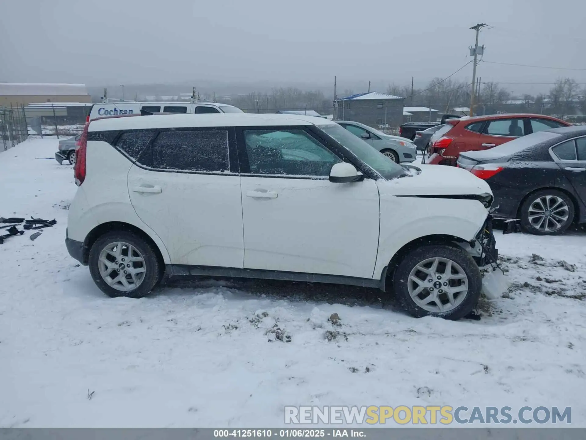 14 Photograph of a damaged car KNDJ23AU0L7719164 KIA SOUL 2020