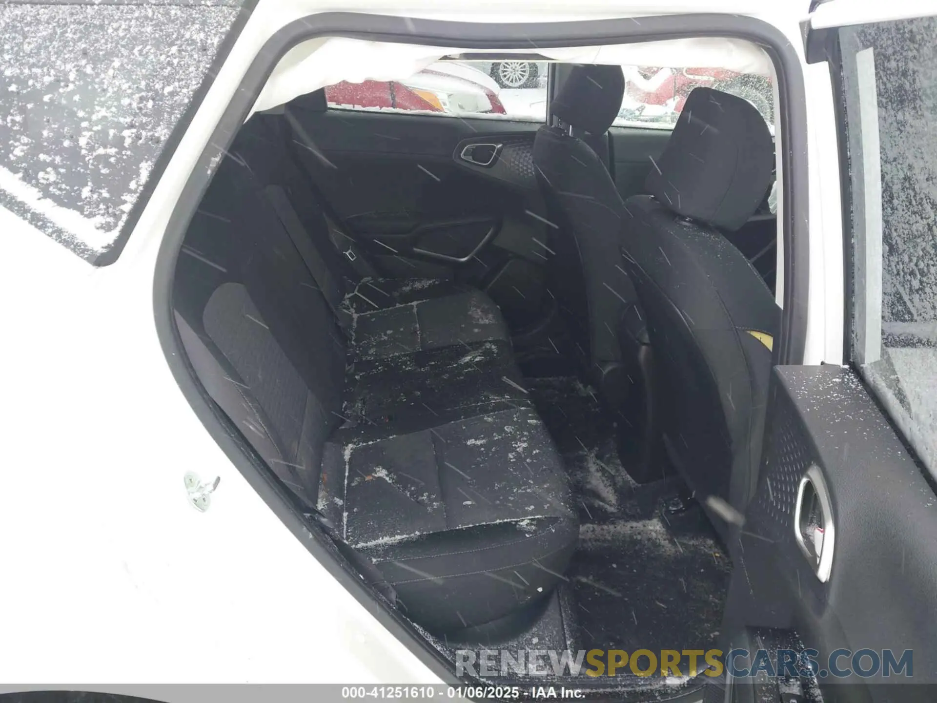 8 Photograph of a damaged car KNDJ23AU0L7719164 KIA SOUL 2020