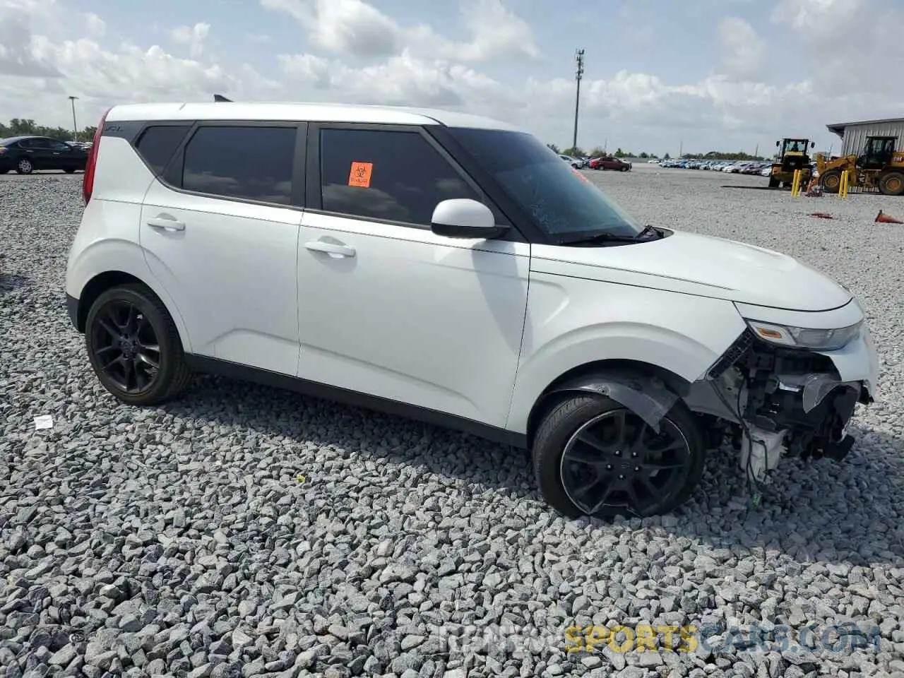 4 Photograph of a damaged car KNDJ23AU1L7003583 KIA SOUL 2020