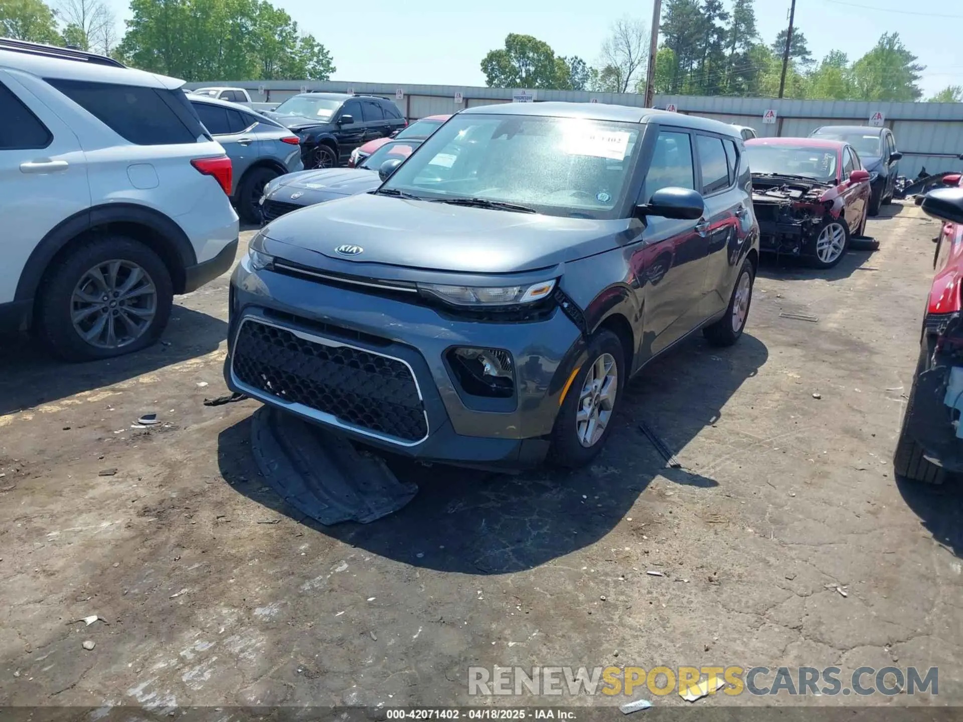 2 Photograph of a damaged car KNDJ23AU1L7019301 KIA SOUL 2020