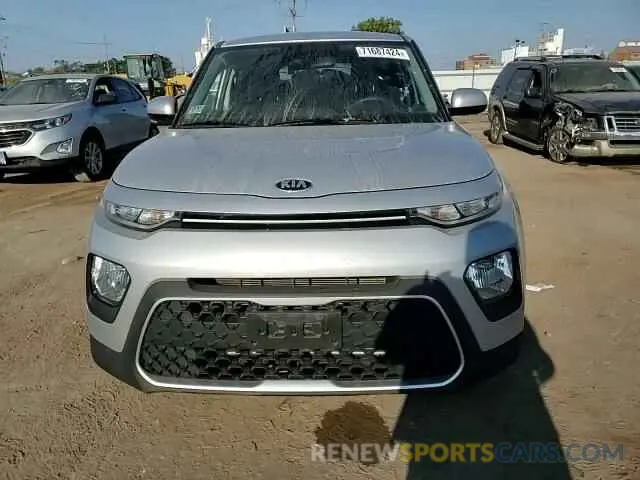 12 Photograph of a damaged car KNDJ23AU1L7021632 KIA SOUL 2020