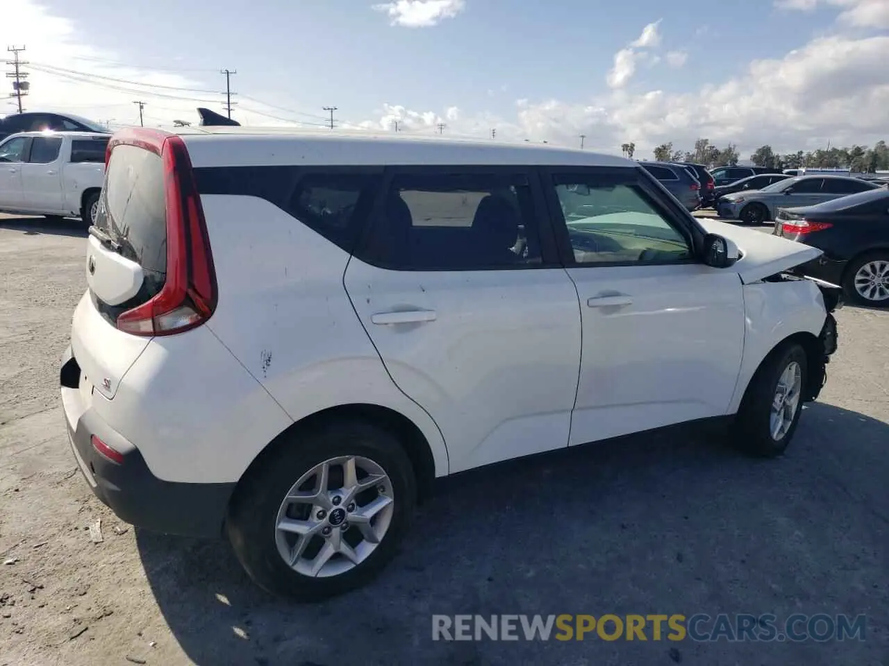 3 Photograph of a damaged car KNDJ23AU1L7026054 KIA SOUL 2020