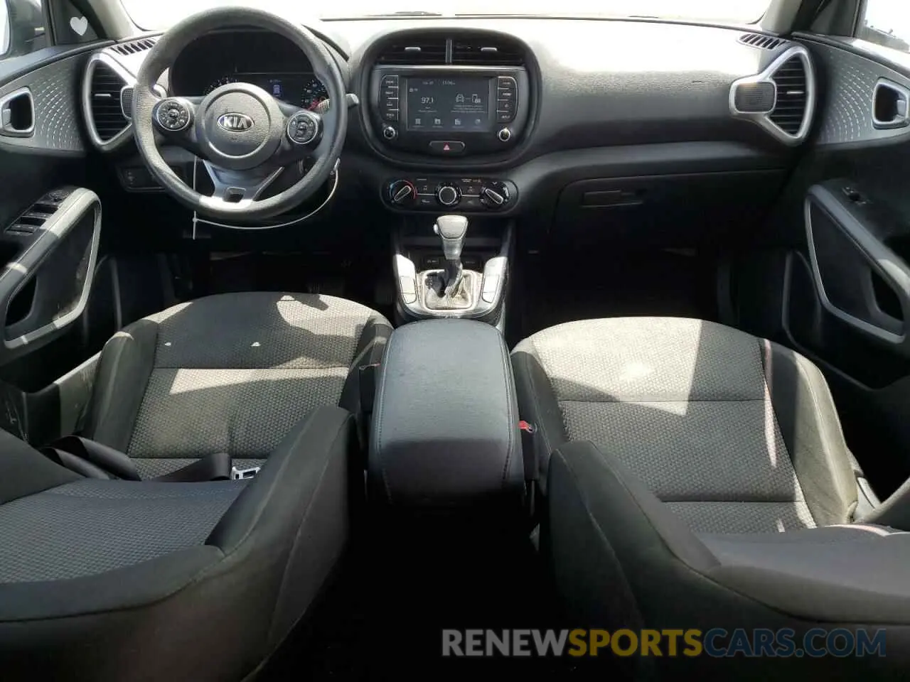 8 Photograph of a damaged car KNDJ23AU1L7053383 KIA SOUL 2020