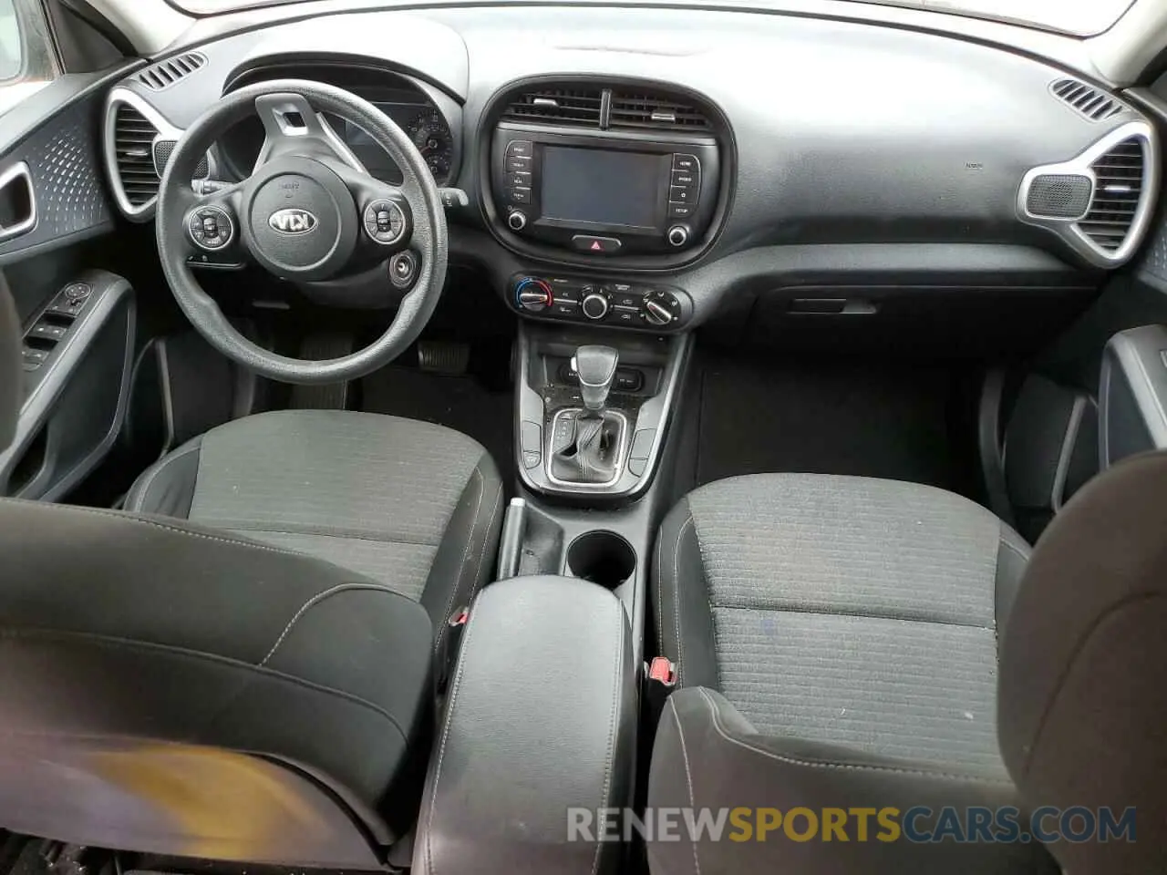 8 Photograph of a damaged car KNDJ23AU1L7064092 KIA SOUL 2020