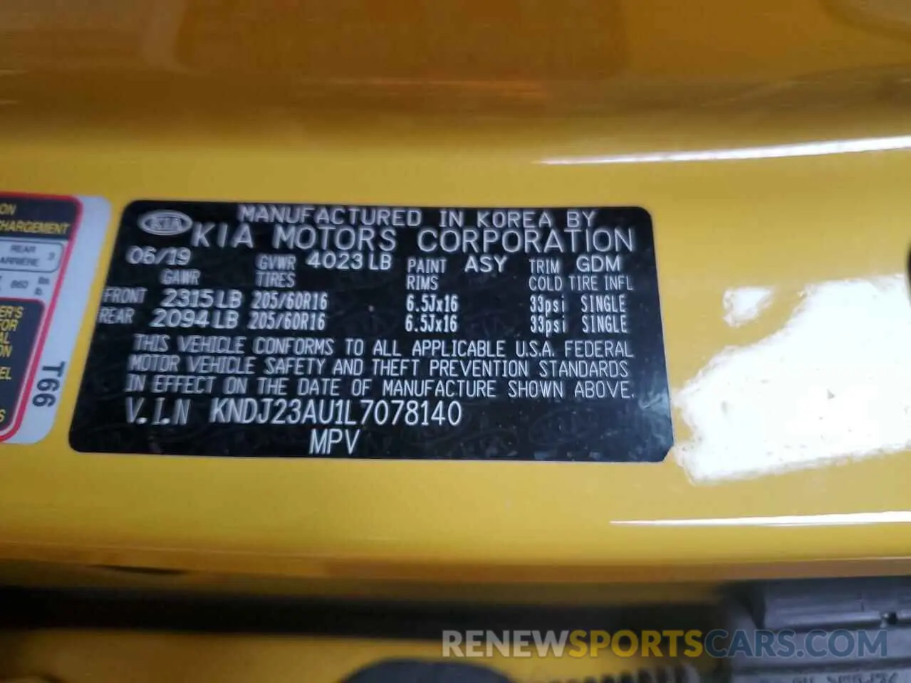13 Photograph of a damaged car KNDJ23AU1L7078140 KIA SOUL 2020