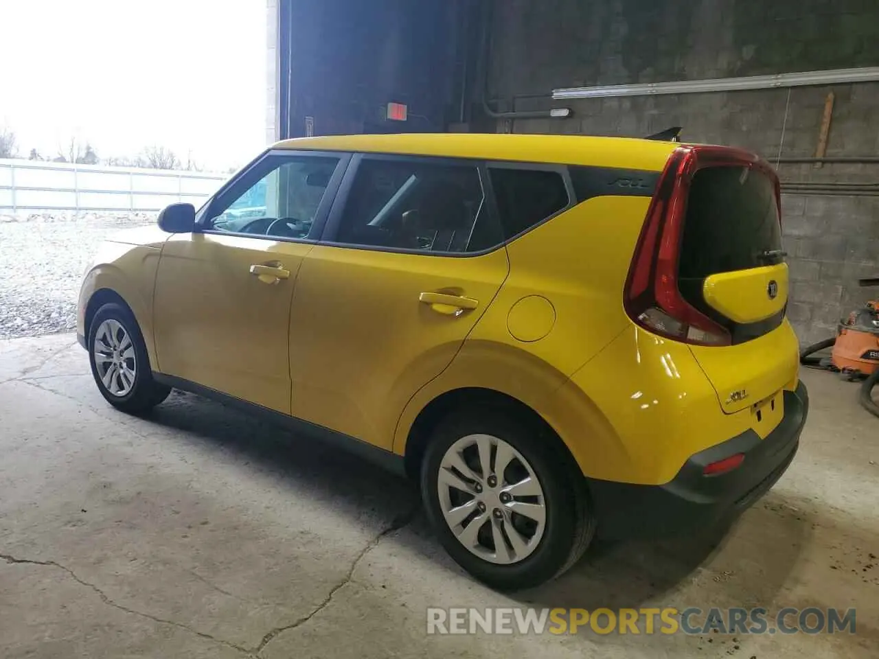2 Photograph of a damaged car KNDJ23AU1L7078140 KIA SOUL 2020