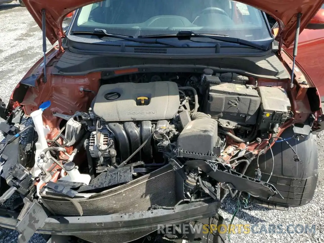 12 Photograph of a damaged car KNDJ23AU1L7103179 KIA SOUL 2020