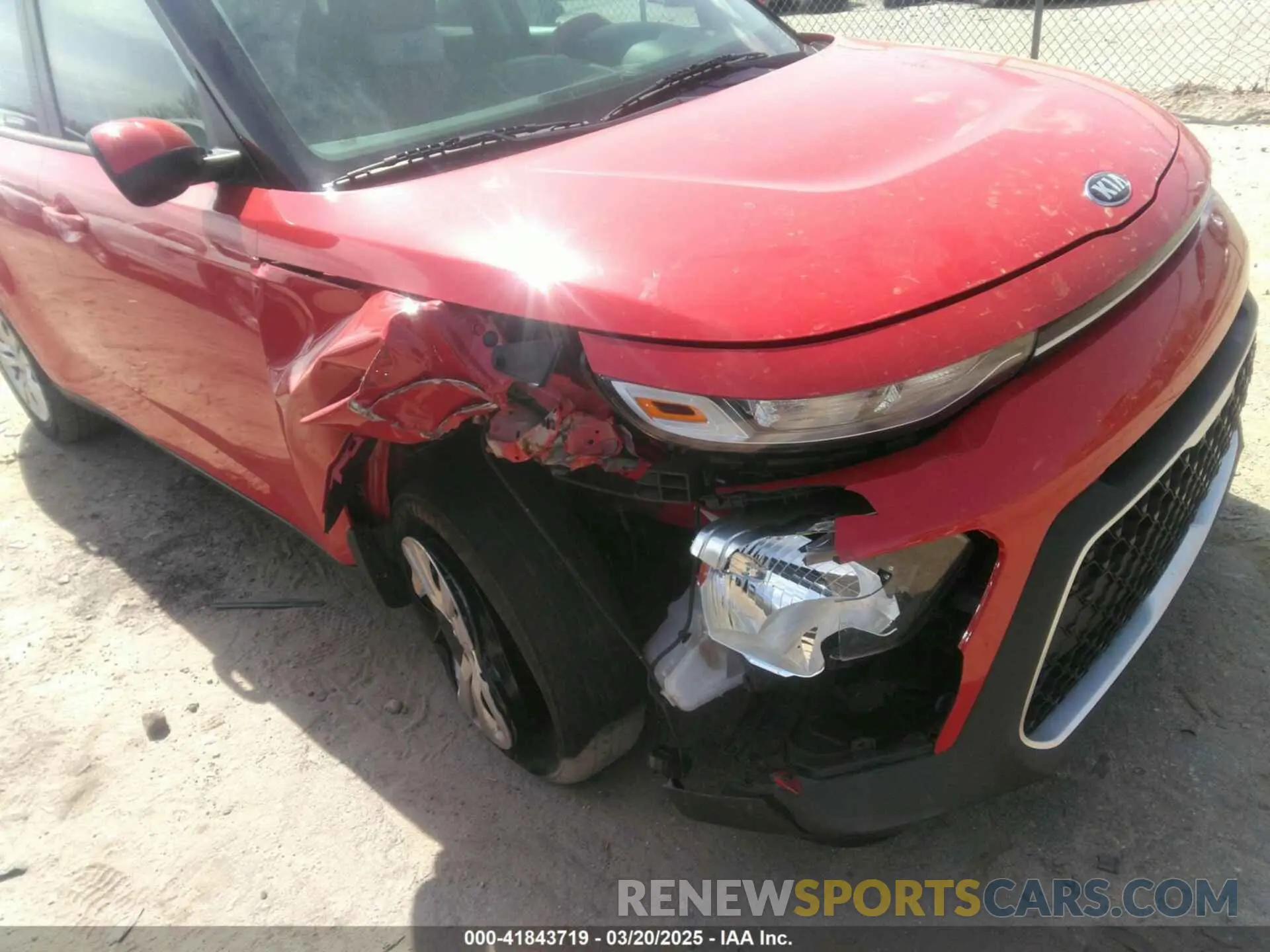 6 Photograph of a damaged car KNDJ23AU1L7700414 KIA SOUL 2020