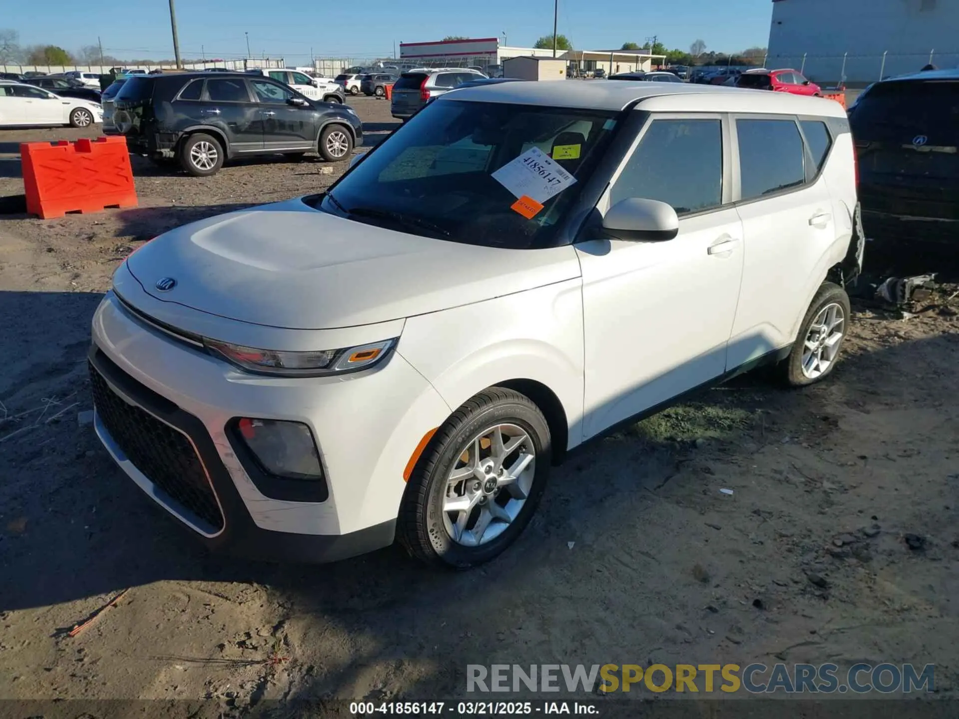 2 Photograph of a damaged car KNDJ23AU1L7719576 KIA SOUL 2020