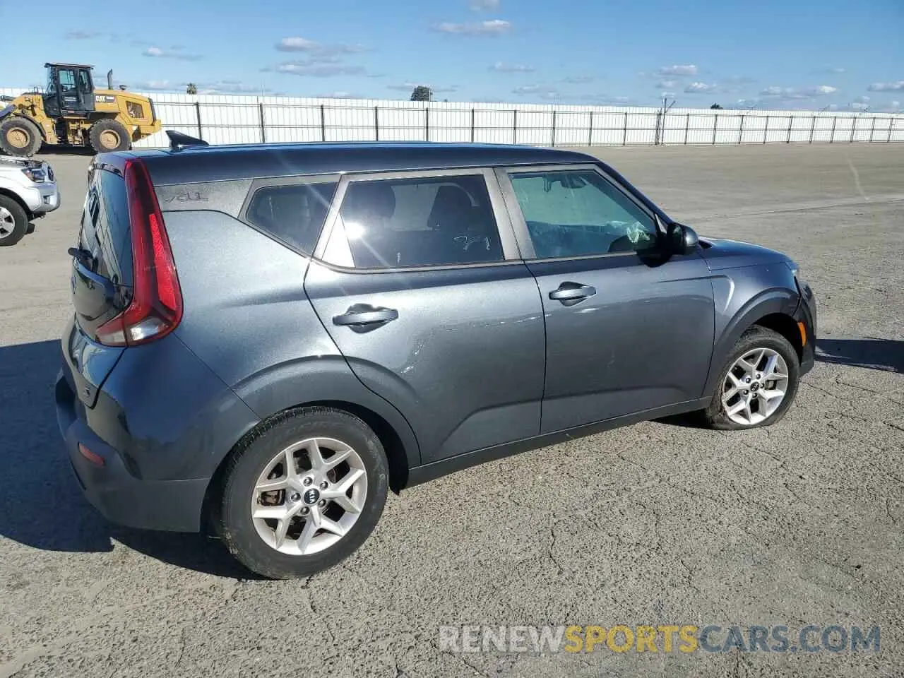 3 Photograph of a damaged car KNDJ23AU1L7721862 KIA SOUL 2020