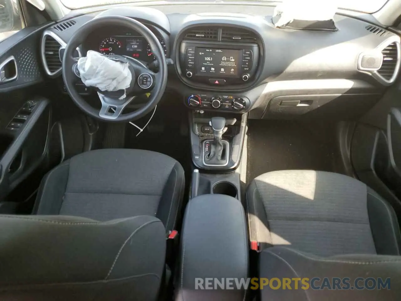 8 Photograph of a damaged car KNDJ23AU1L7721862 KIA SOUL 2020