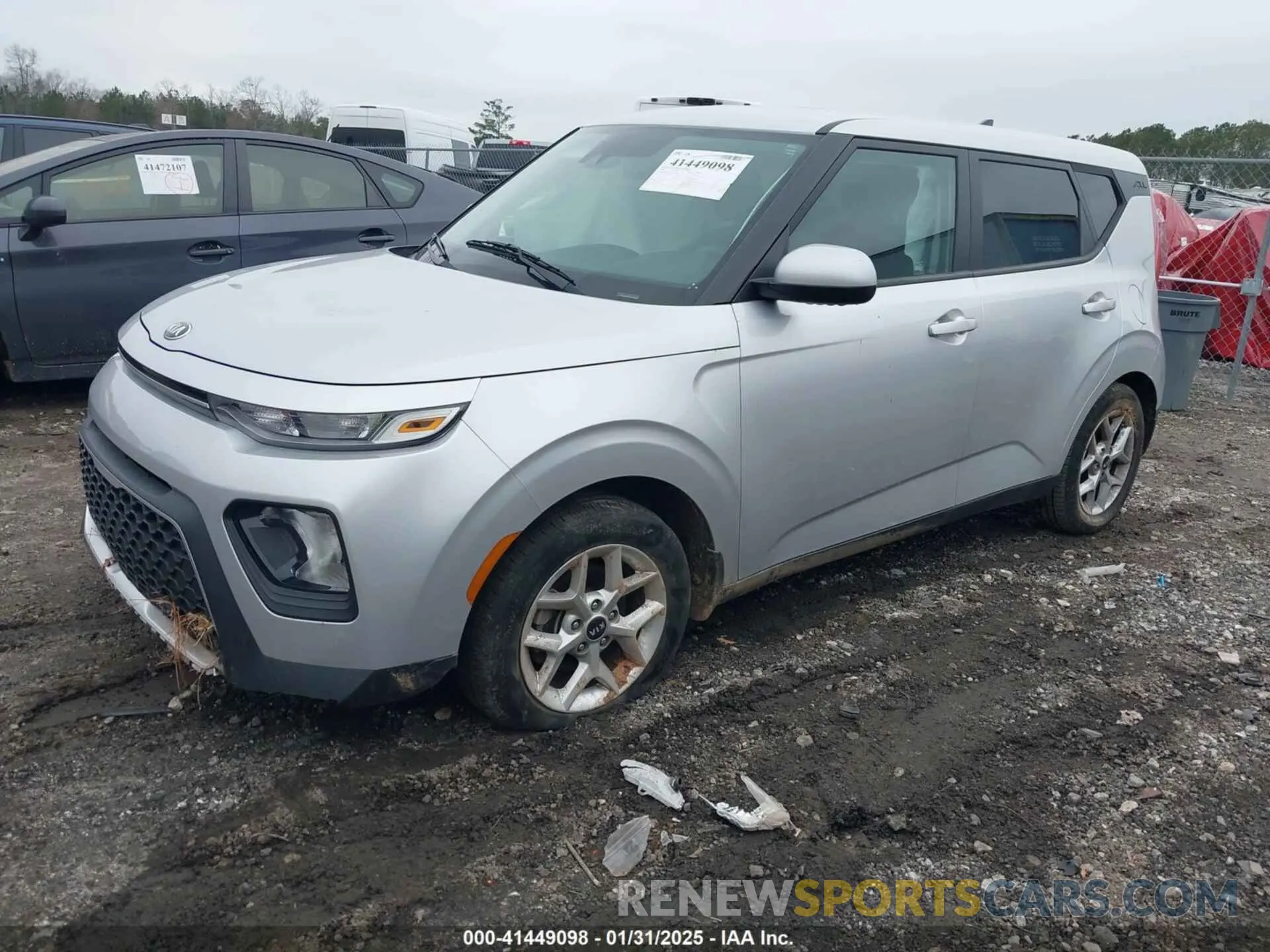 2 Photograph of a damaged car KNDJ23AU1L7734823 KIA SOUL 2020
