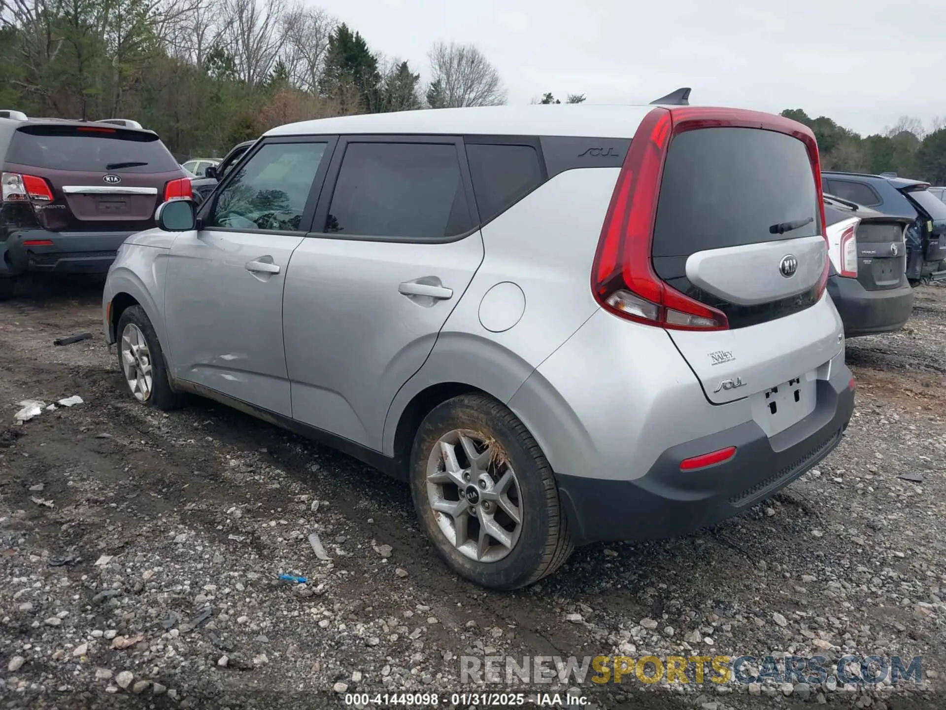 3 Photograph of a damaged car KNDJ23AU1L7734823 KIA SOUL 2020