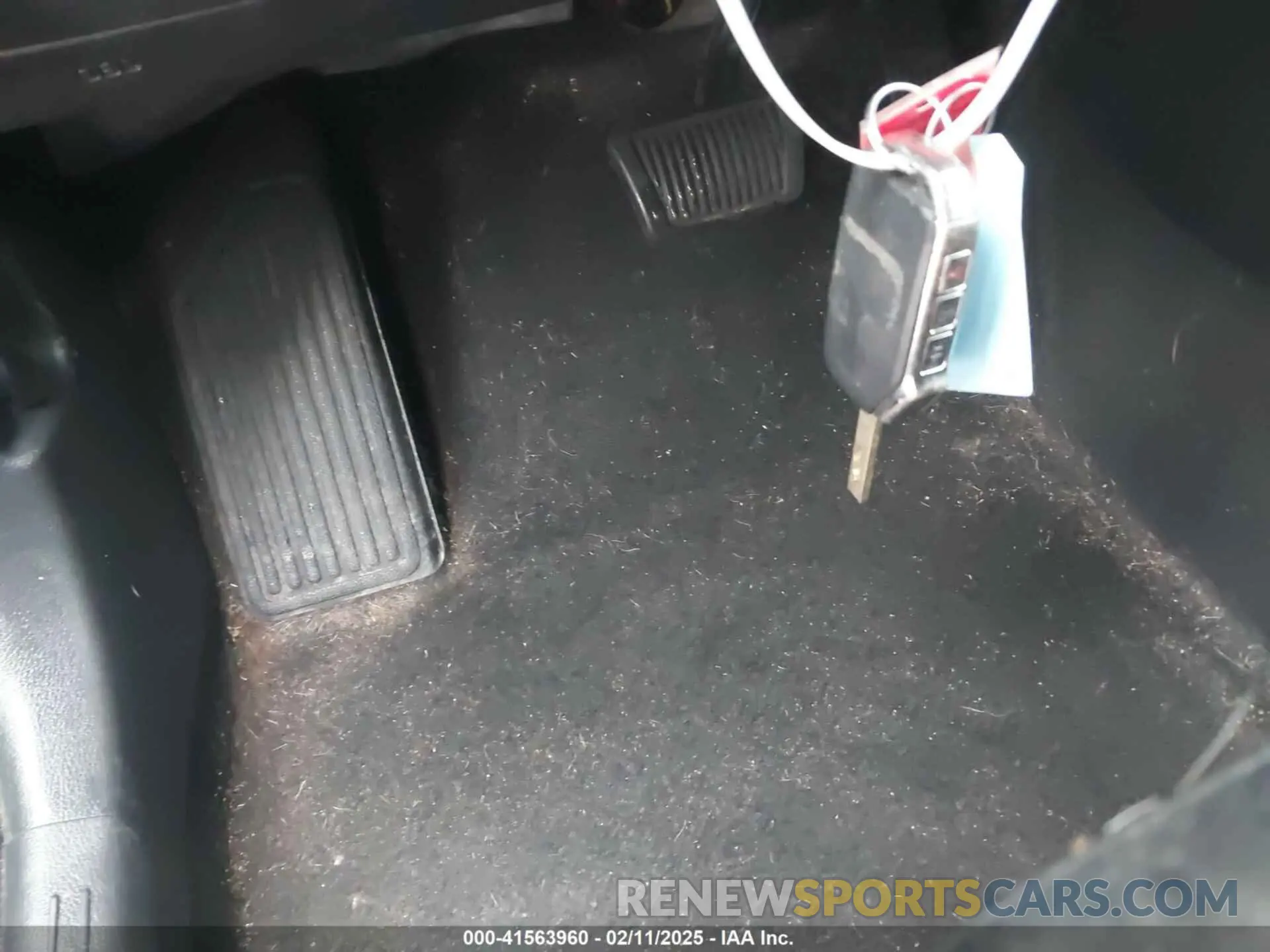 11 Photograph of a damaged car KNDJ23AU2L7001180 KIA SOUL 2020