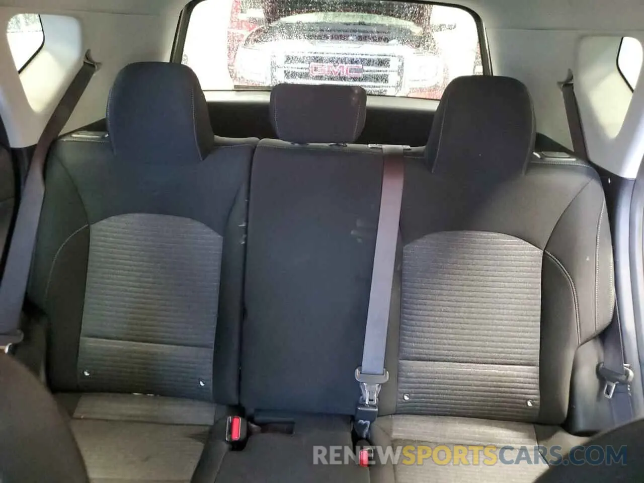 10 Photograph of a damaged car KNDJ23AU2L7040531 KIA SOUL 2020