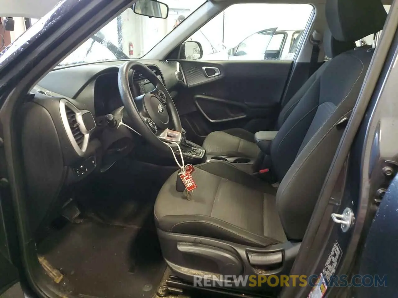 7 Photograph of a damaged car KNDJ23AU2L7040531 KIA SOUL 2020