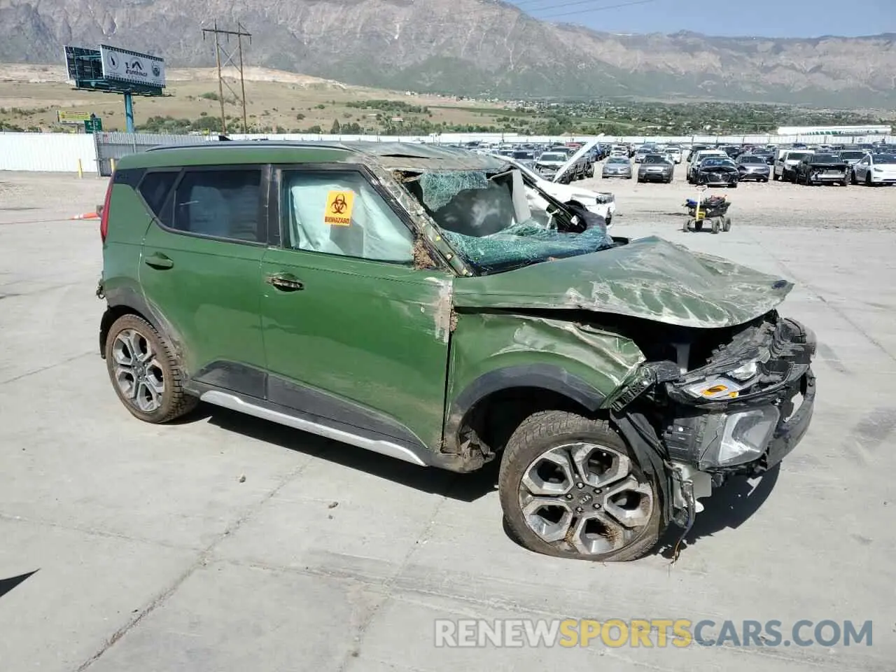 4 Photograph of a damaged car KNDJ23AU2L7042909 KIA SOUL 2020