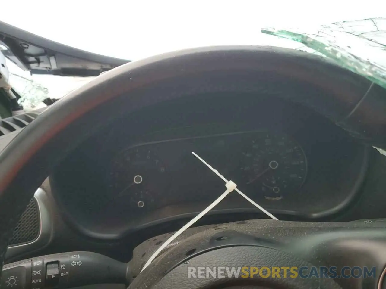 9 Photograph of a damaged car KNDJ23AU2L7042909 KIA SOUL 2020