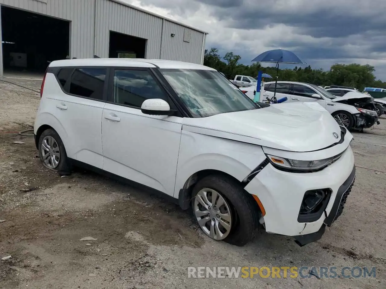 4 Photograph of a damaged car KNDJ23AU2L7043784 KIA SOUL 2020