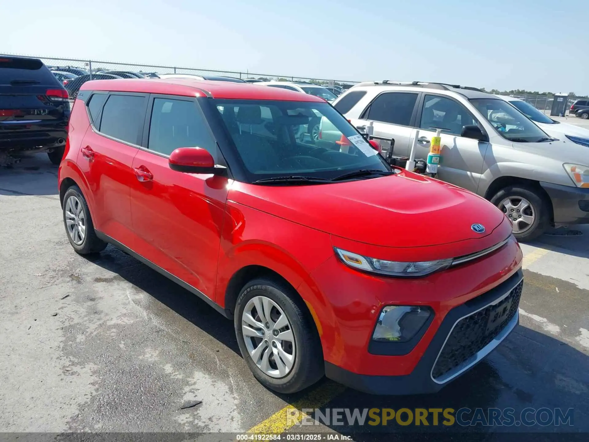 1 Photograph of a damaged car KNDJ23AU2L7045017 KIA SOUL 2020