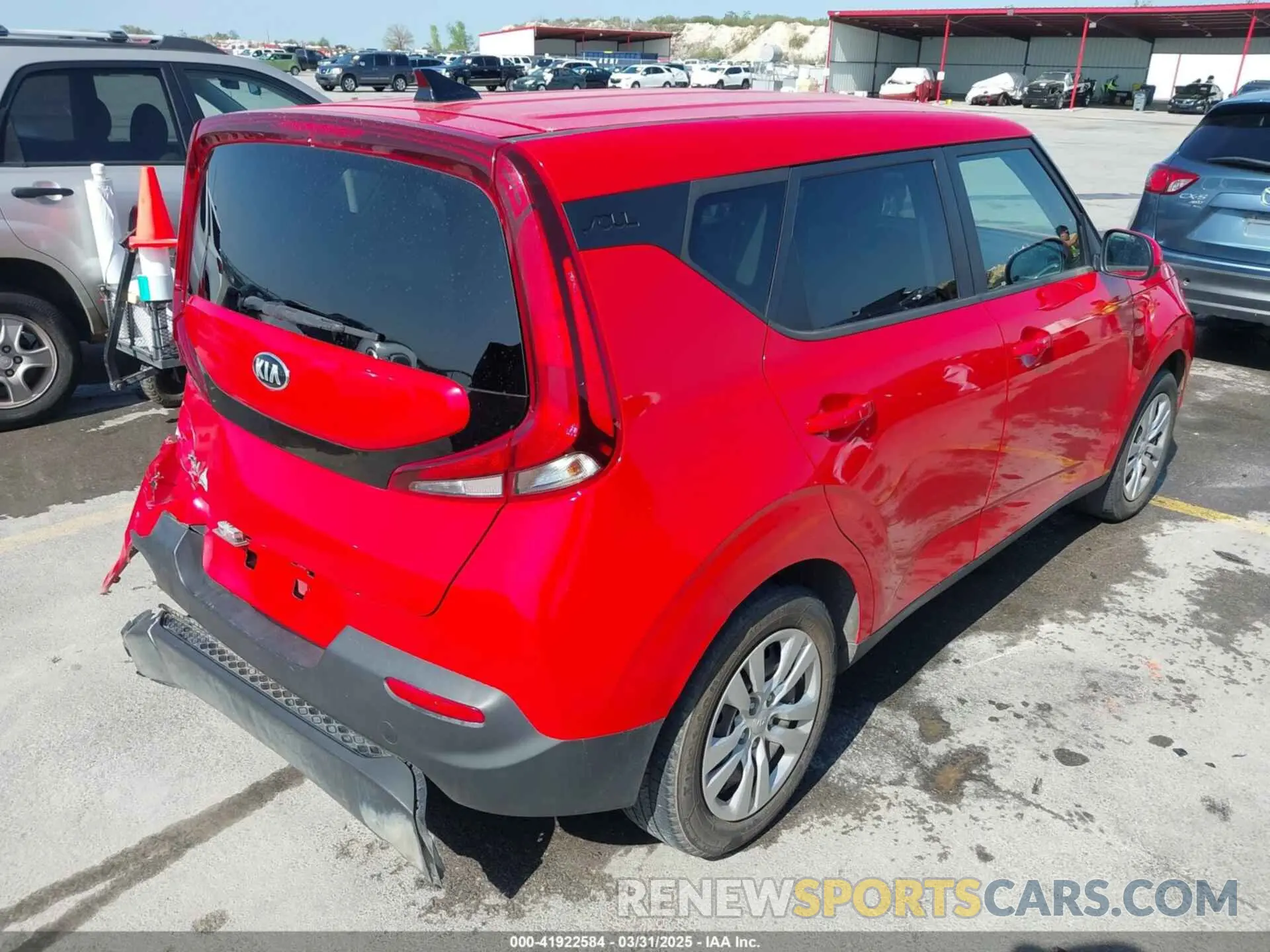 4 Photograph of a damaged car KNDJ23AU2L7045017 KIA SOUL 2020