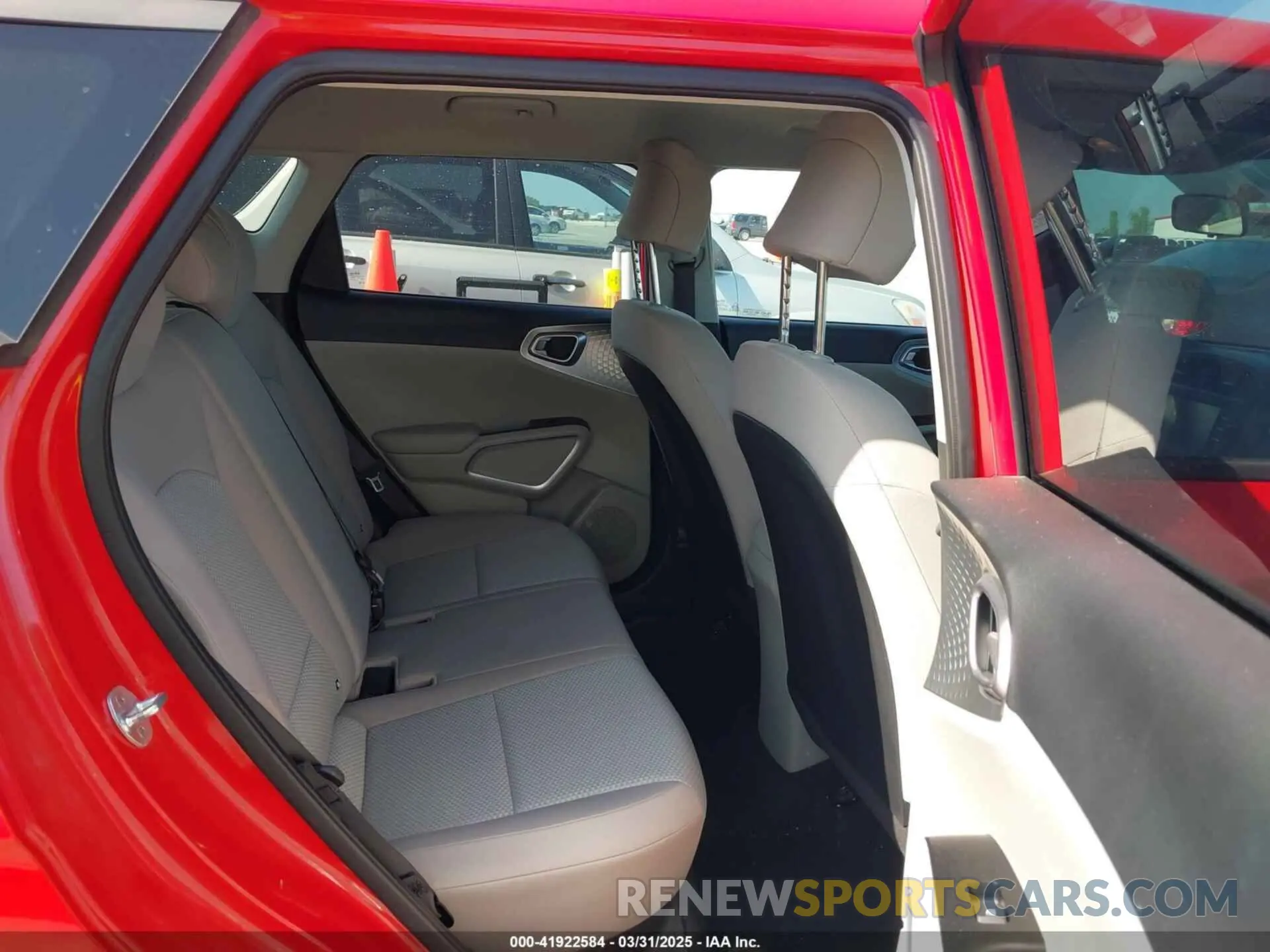 8 Photograph of a damaged car KNDJ23AU2L7045017 KIA SOUL 2020