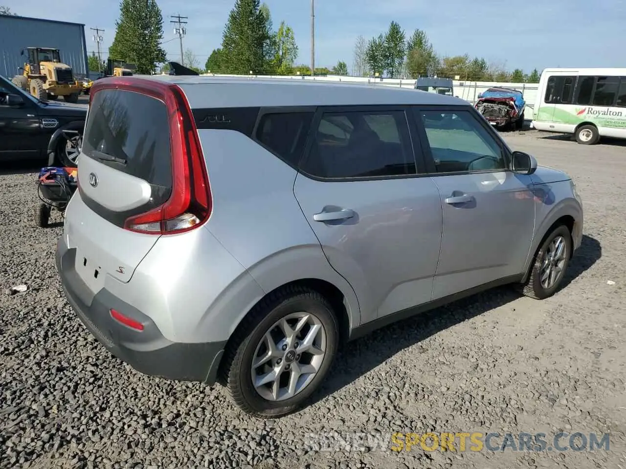 3 Photograph of a damaged car KNDJ23AU2L7056311 KIA SOUL 2020