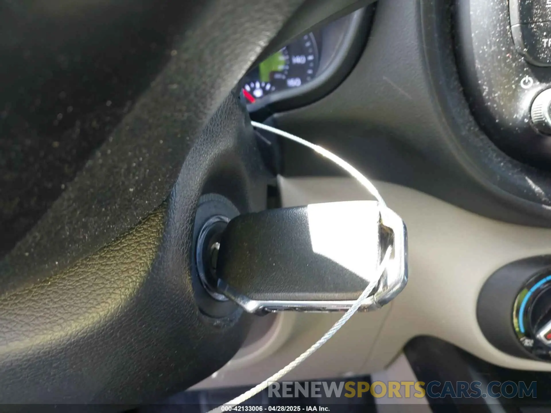 11 Photograph of a damaged car KNDJ23AU2L7068359 KIA SOUL 2020