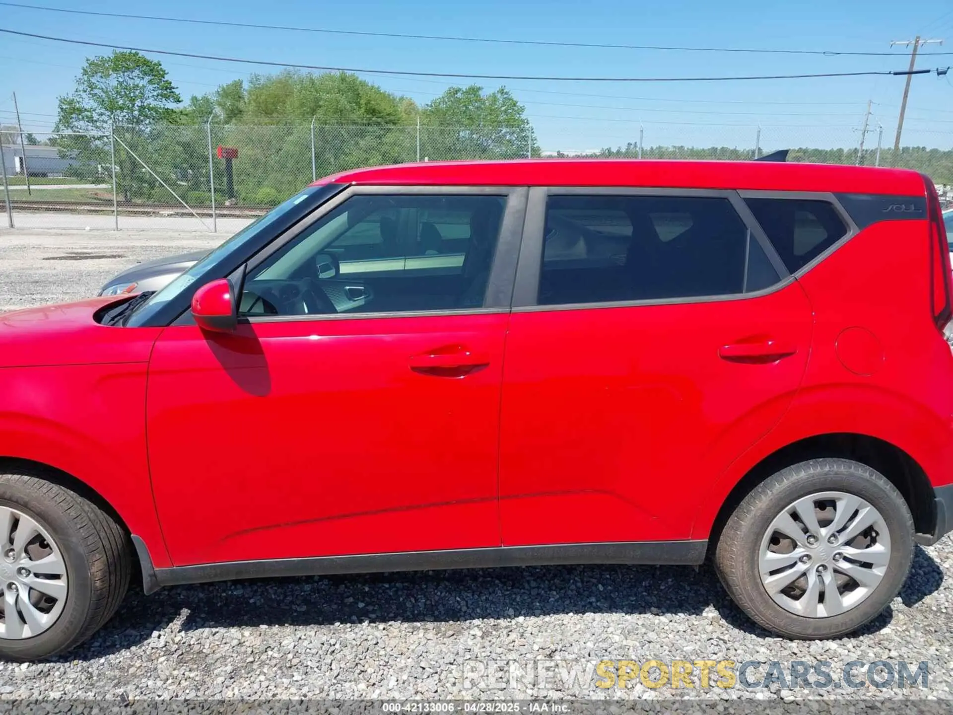 15 Photograph of a damaged car KNDJ23AU2L7068359 KIA SOUL 2020