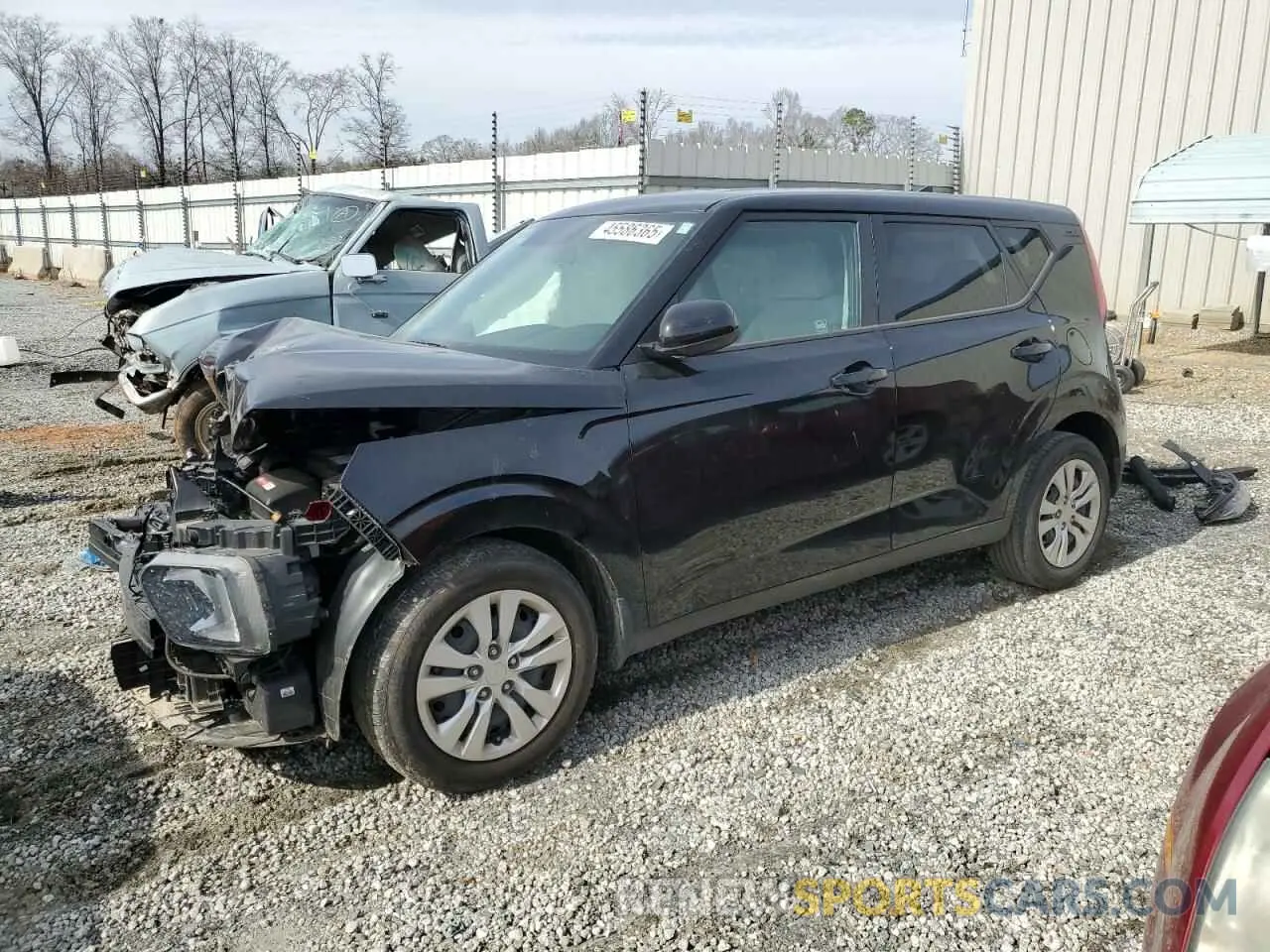 1 Photograph of a damaged car KNDJ23AU2L7703418 KIA SOUL 2020