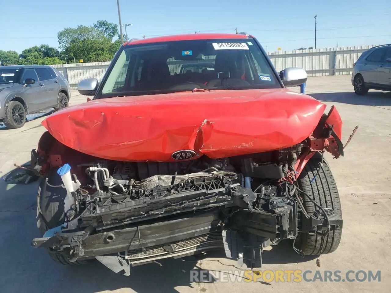 5 Photograph of a damaged car KNDJ23AU2L7706142 KIA SOUL 2020