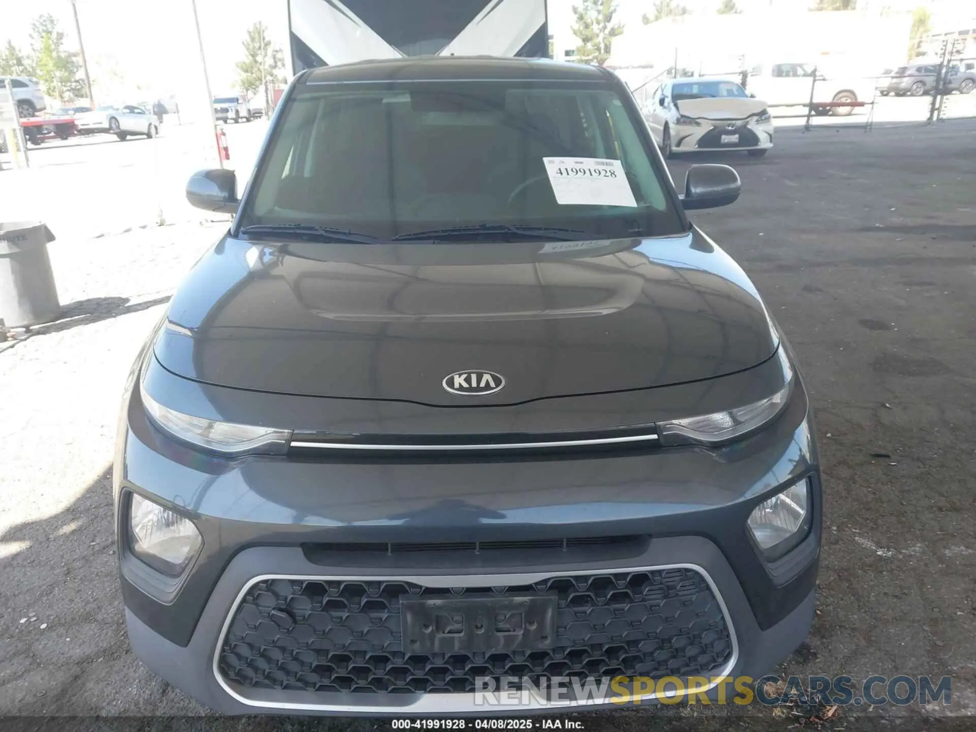 12 Photograph of a damaged car KNDJ23AU2L7715620 KIA SOUL 2020
