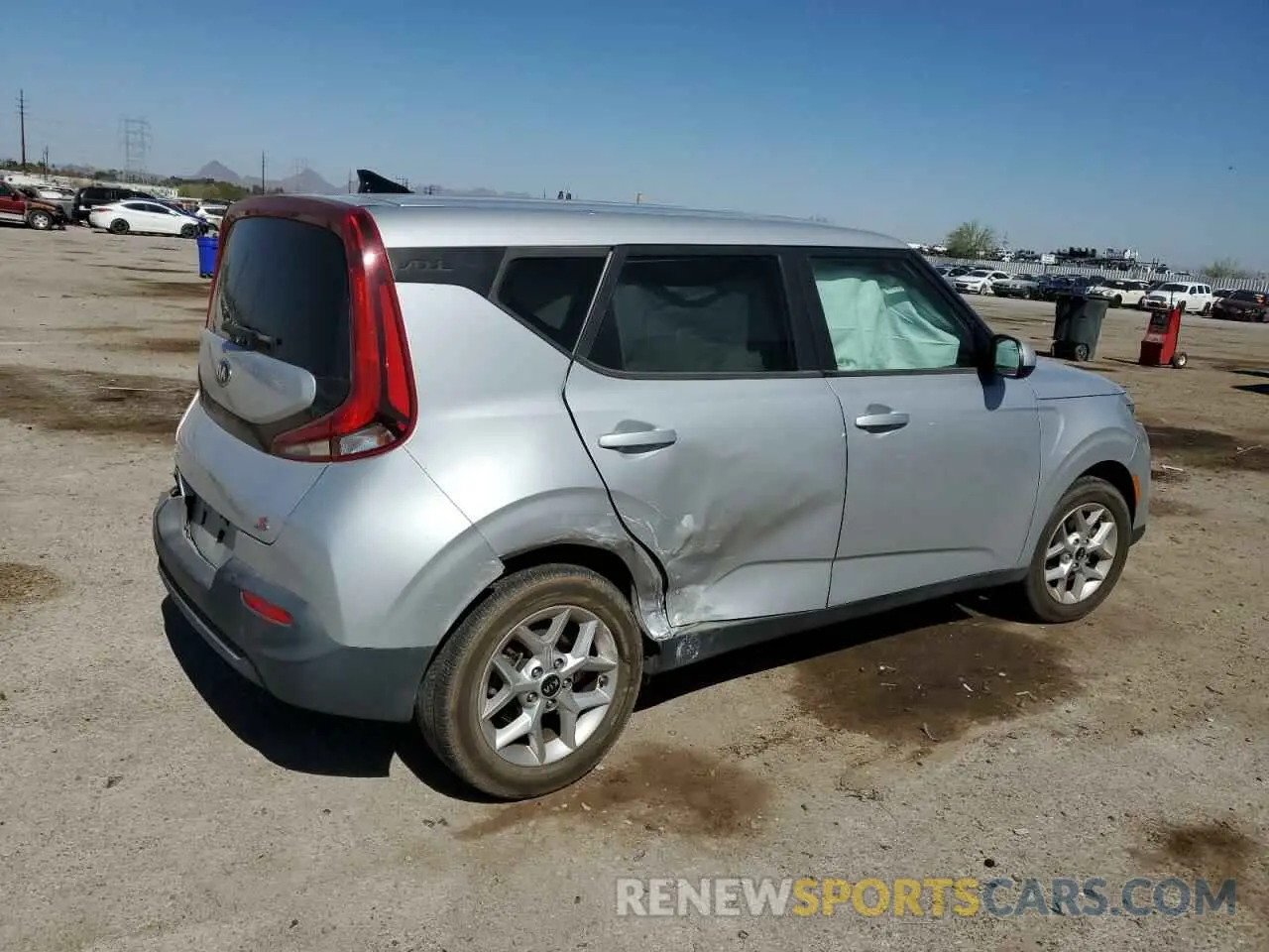 3 Photograph of a damaged car KNDJ23AU3L7019039 KIA SOUL 2020