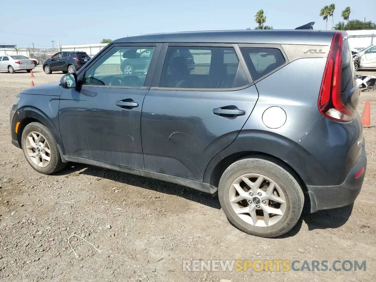 2 Photograph of a damaged car KNDJ23AU3L7027013 KIA SOUL 2020