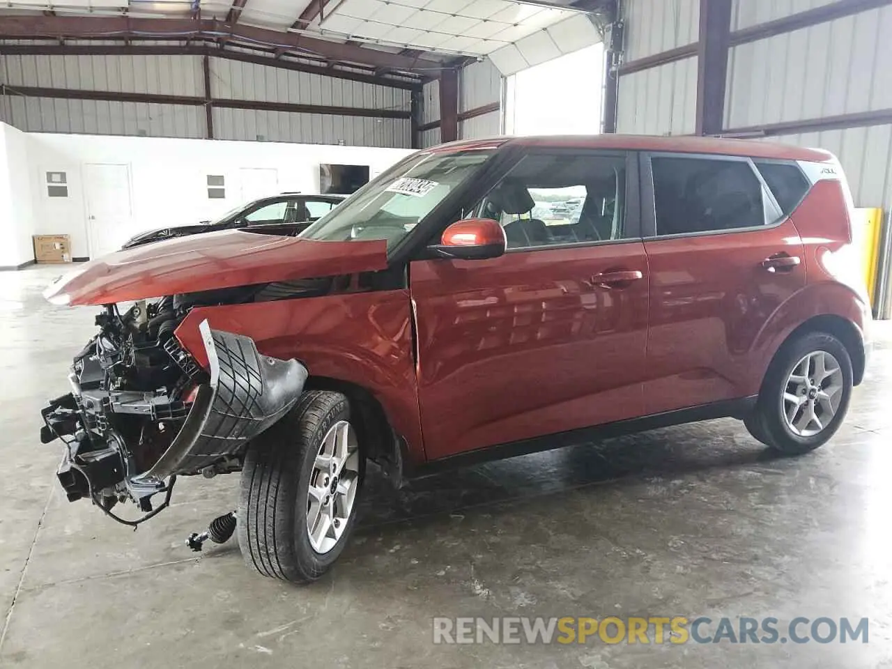 1 Photograph of a damaged car KNDJ23AU3L7118895 KIA SOUL 2020