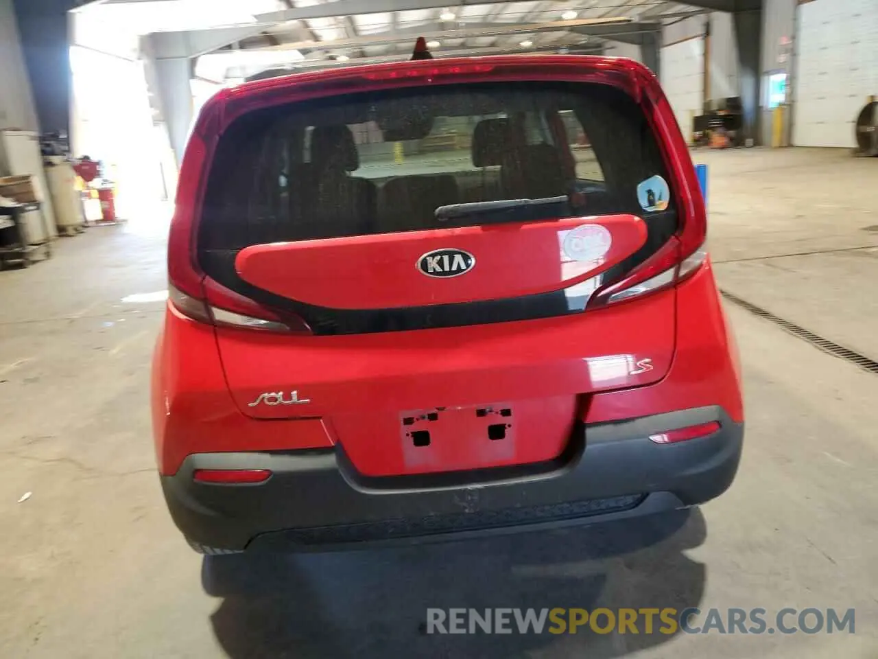 6 Photograph of a damaged car KNDJ23AU3L7123983 KIA SOUL 2020