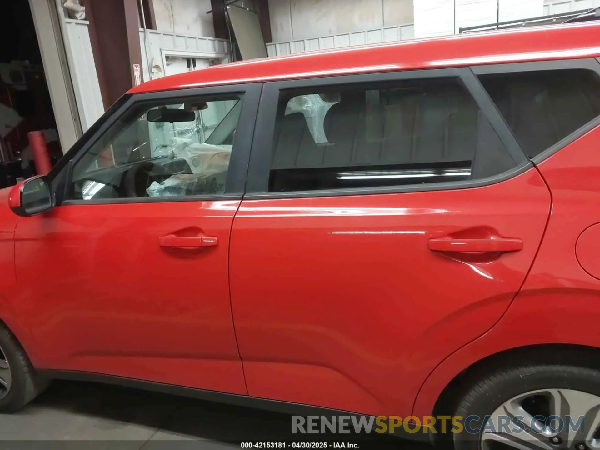 13 Photograph of a damaged car KNDJ23AU3L7702150 KIA SOUL 2020