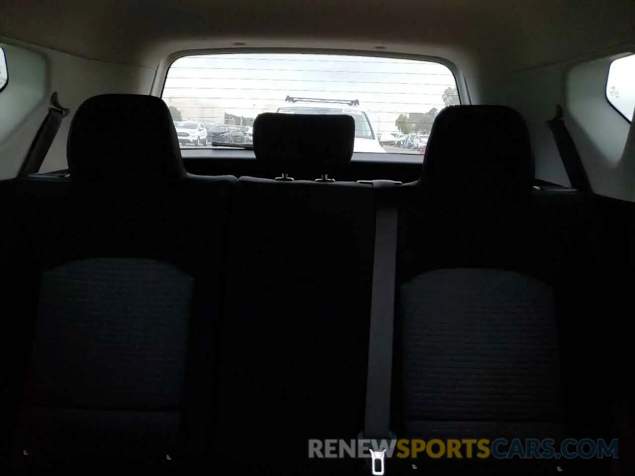10 Photograph of a damaged car KNDJ23AU3L7714685 KIA SOUL 2020