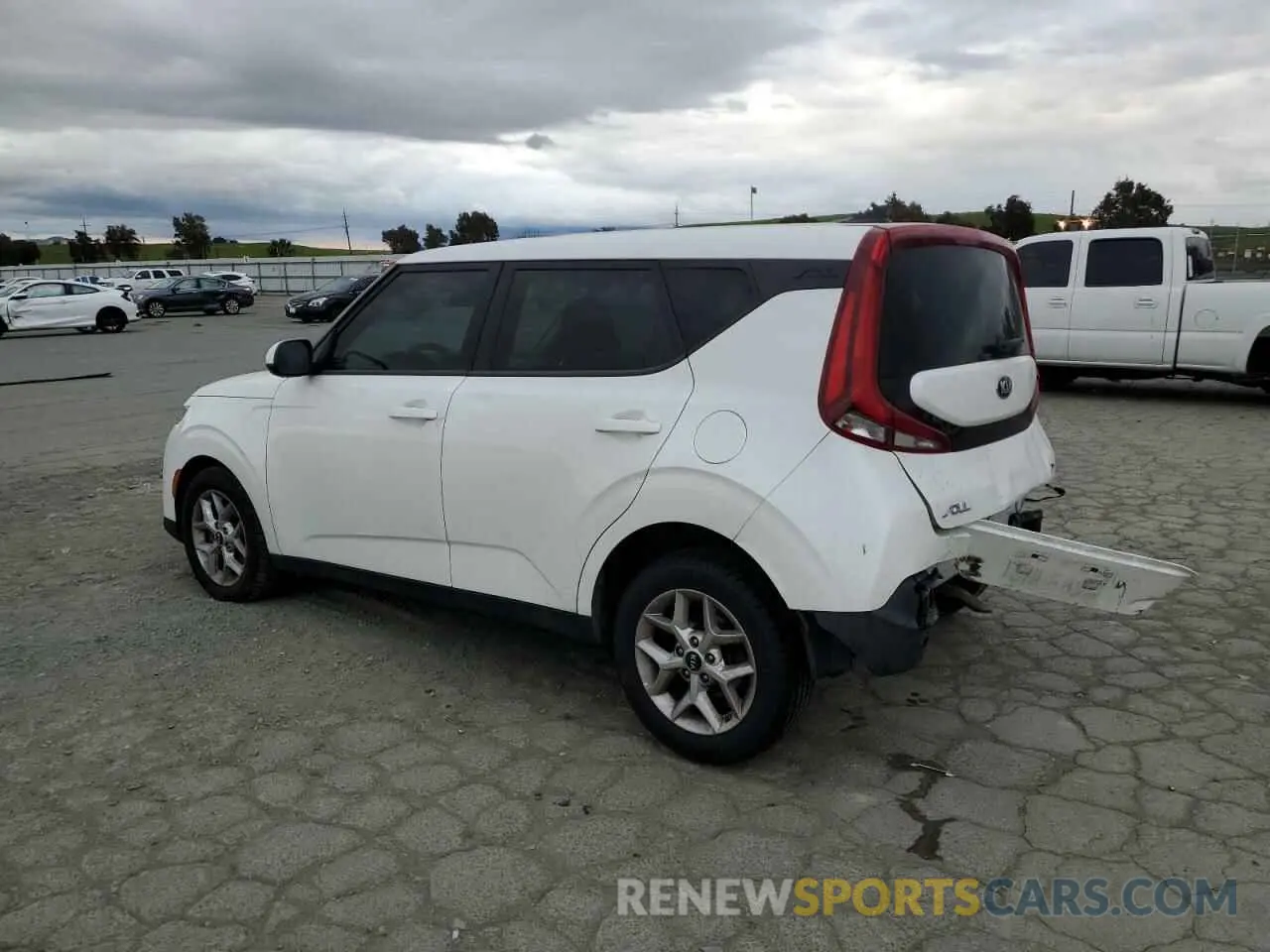 2 Photograph of a damaged car KNDJ23AU3L7714685 KIA SOUL 2020