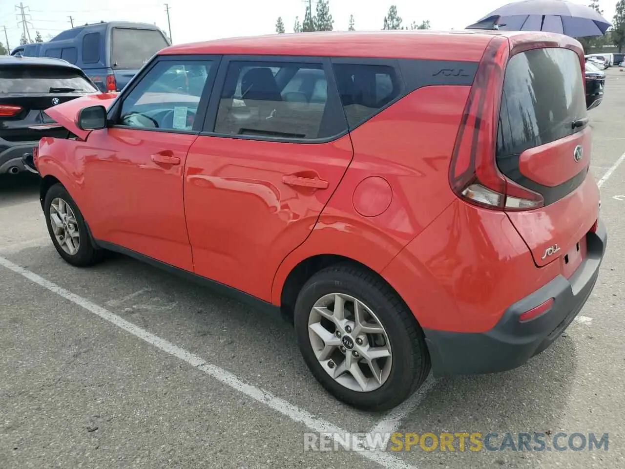 2 Photograph of a damaged car KNDJ23AU3L7718106 KIA SOUL 2020