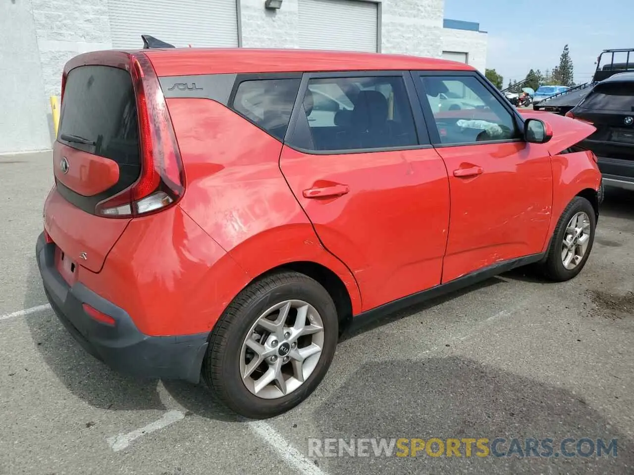 3 Photograph of a damaged car KNDJ23AU3L7718106 KIA SOUL 2020